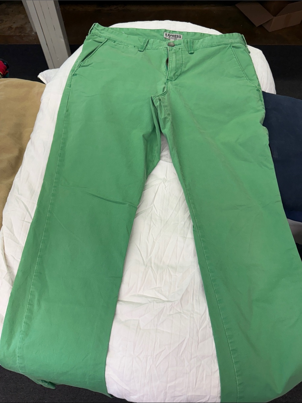 Express Men’s Bright Green Chino Pants